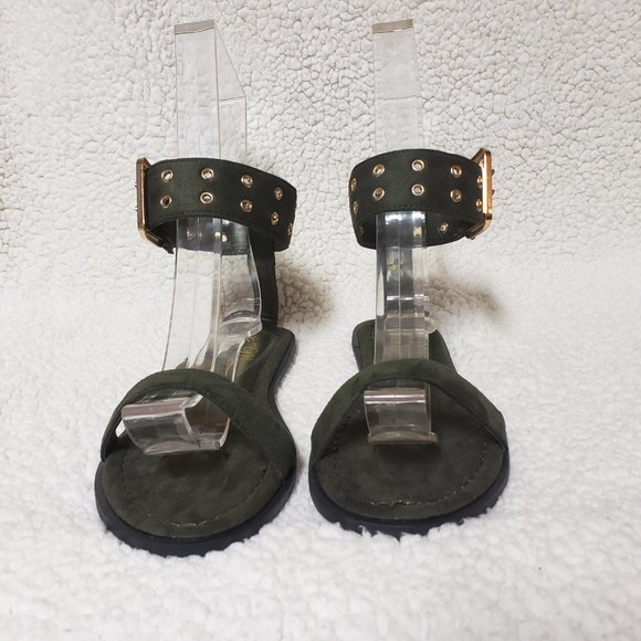 Olive Grommet Detailed Ankle Cuff Flat Sandals - Picture 3 of 7